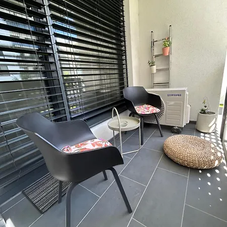 Apartamento In The Centre - Free Garage Parking Bratislava