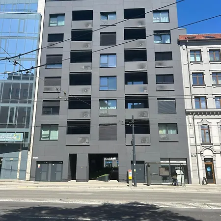In The Centre - Free Garage Parking 公寓 布拉迪斯拉发