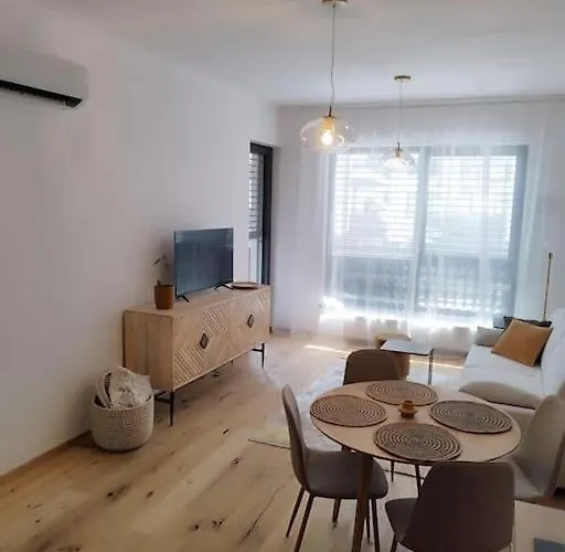 In The Centre - Free Garage Parking * 브라티슬라바