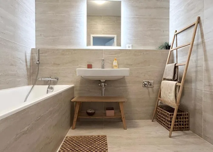 아파트 In The Centre - Free Garage Parking 브라티슬라바